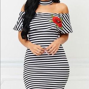 Brand new dress comes with choker around the neck!